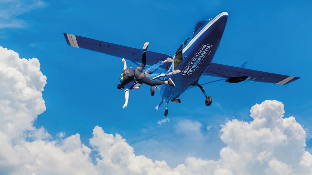 Skydiving experience